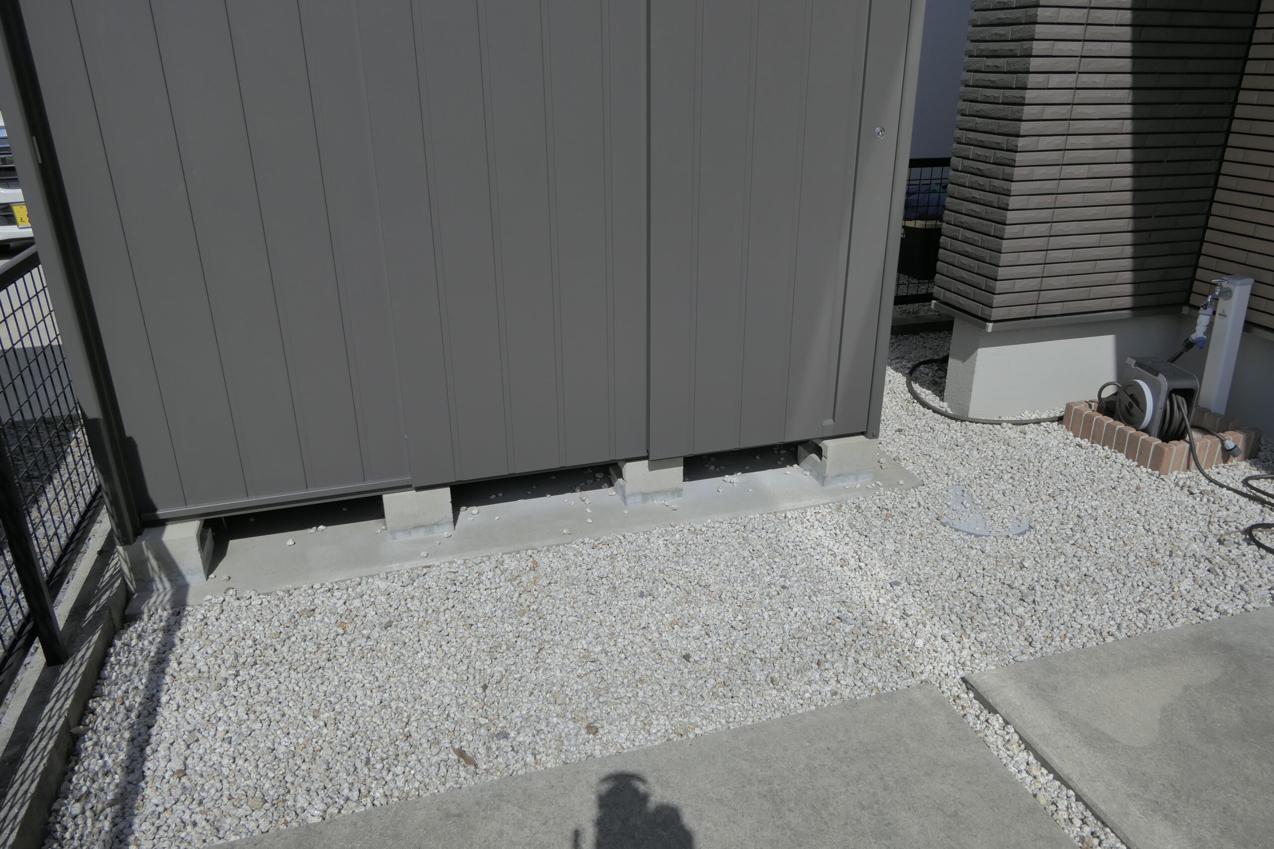 土間コンクリート施工（雑草対策） BEFORE