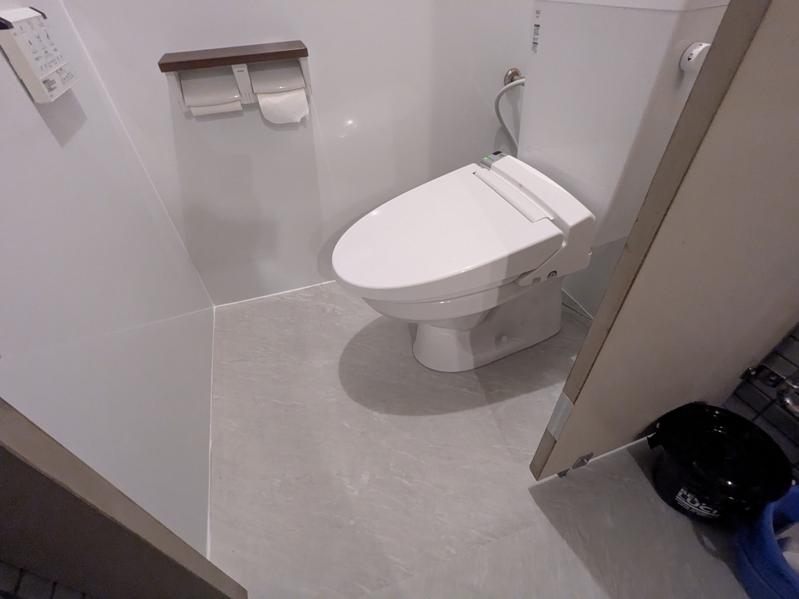 和式トイレ → 洋式トイレ