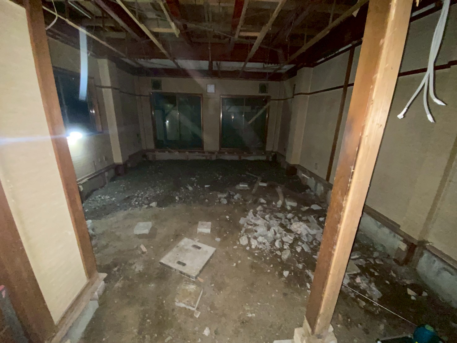 店舗床、土間打ち、工事前