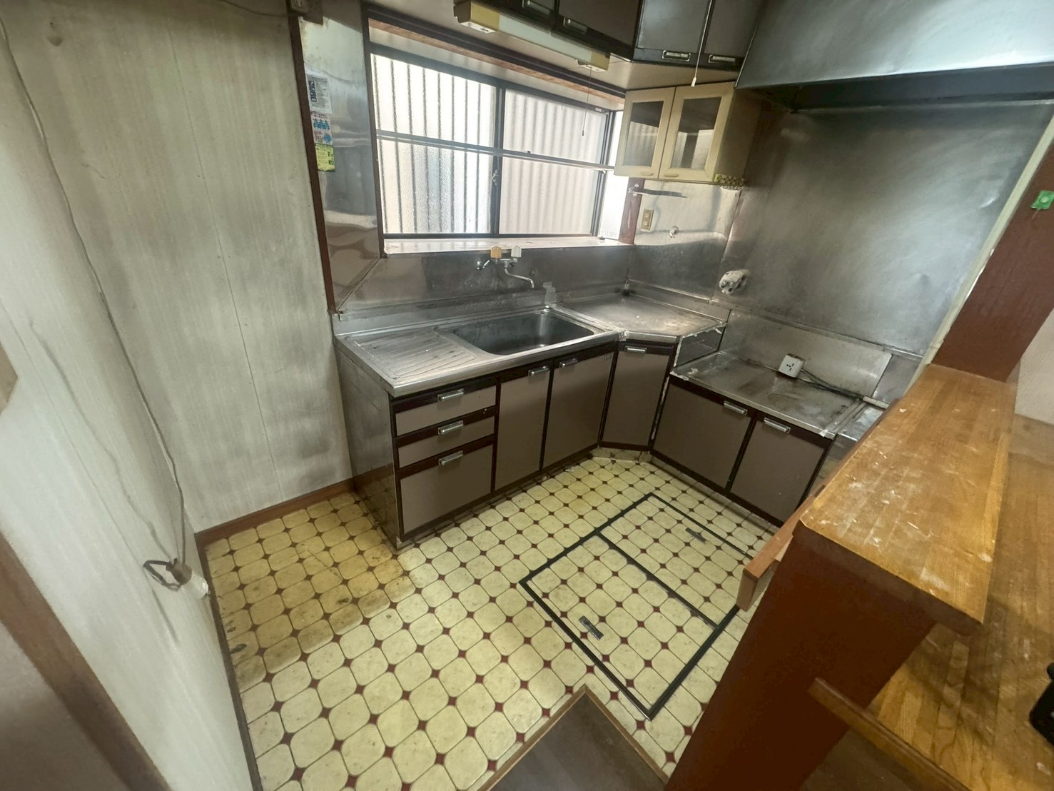 キッチンリフォーム BEFORE