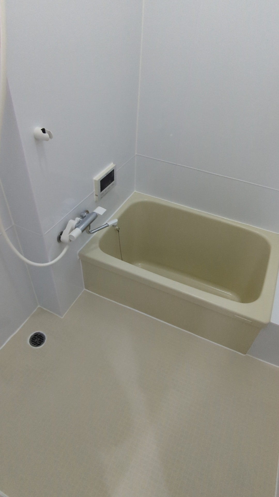 浴室リフォーム（アルミ複合板+浴室塗装+浴室CF貼り替え）